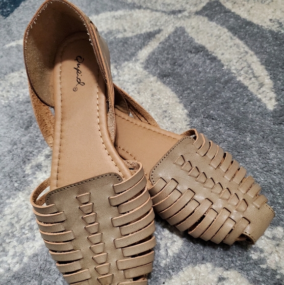 Leather flat shoes - Picture 3 of 4